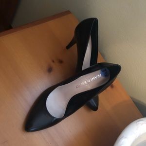 New unworn black stiletto heels Franco Sarto 7.5